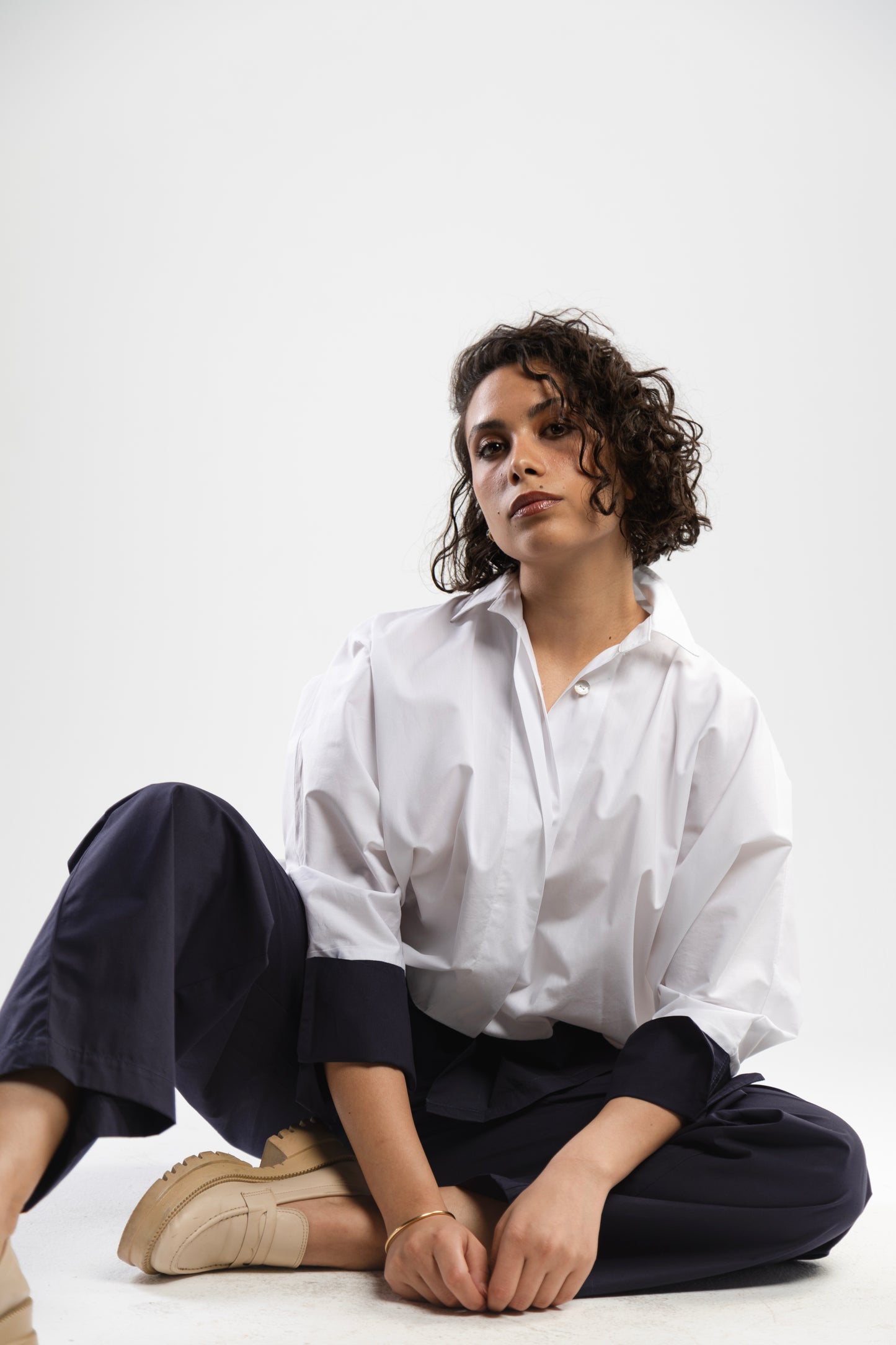 White & Navy Blue Set